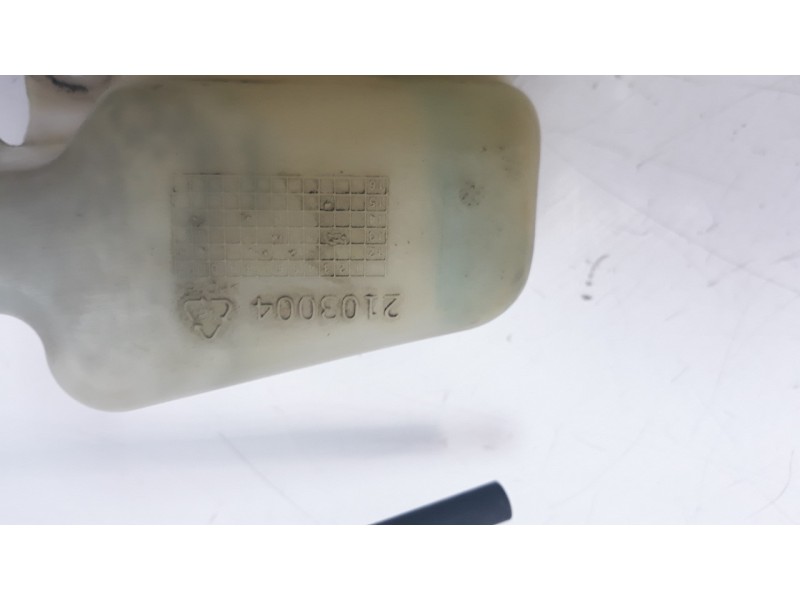 Recambio de deposito expansion para triumph street triple street triple r referencia OEM IAM 2103004  