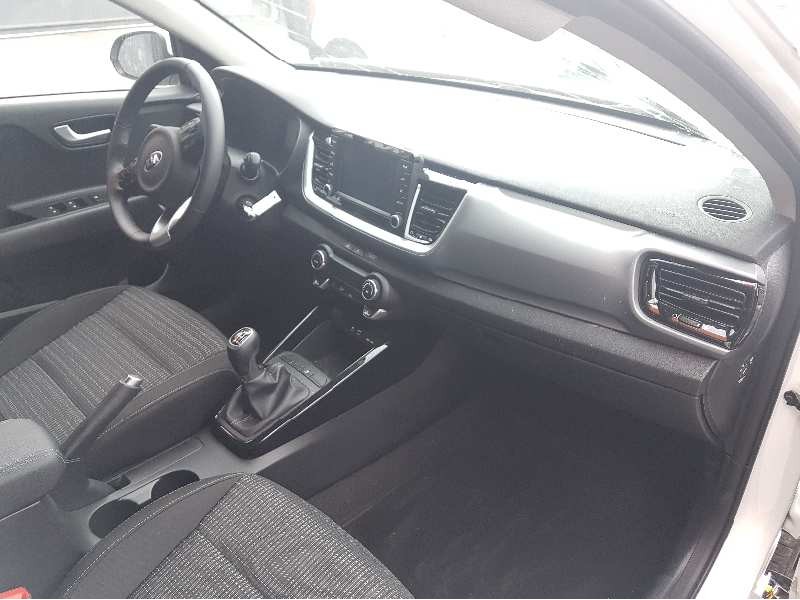 kia stonic (ybcuv) del año 2018