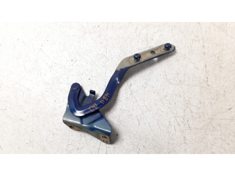 Recambio de bisagra capo derecha para mercedes-benz vito (w639) basic, combi 109 cdi compacto (639.601) referencia OEM IAM A6397
