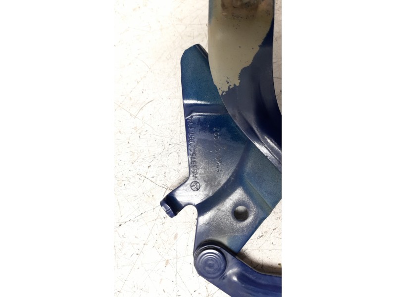 Recambio de bisagra capo derecha para mercedes-benz vito (w639) basic, combi 109 cdi compacto (639.601) referencia OEM IAM A6397