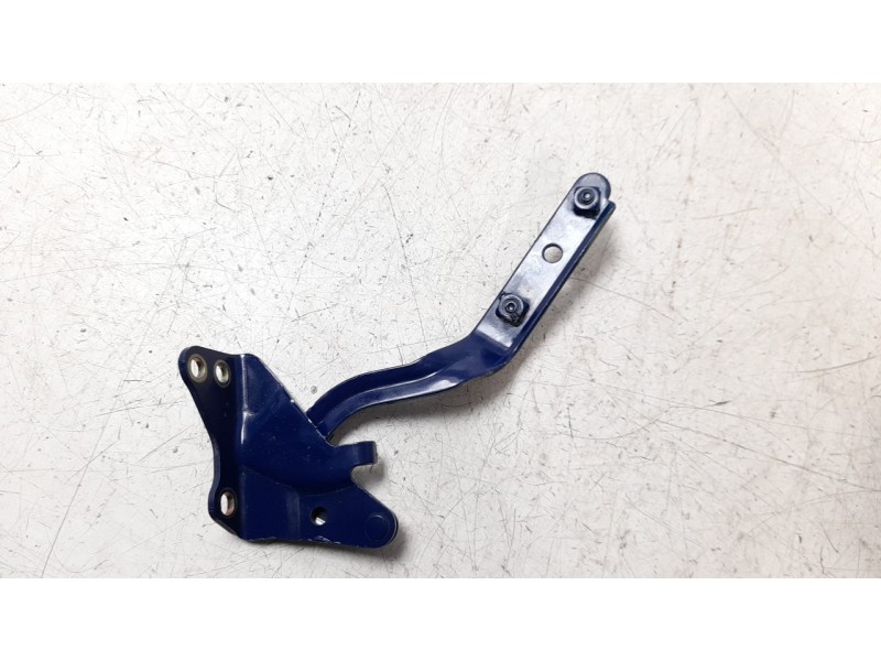 Recambio de bisagra capo derecha para mercedes-benz vito (w639) basic, combi 109 cdi compacto (639.601) referencia OEM IAM A6397
