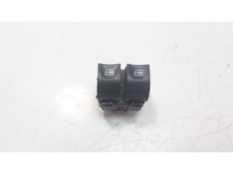 Recambio de mando elevalunas delantero izquierdo para renault clio iv 0.9 referencia OEM IAM 254113300R  