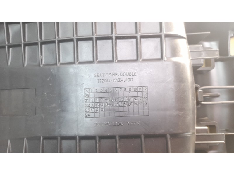 Recambio de asiento para honda pcx 125 pcx 125 referencia OEM IAM 77200K1ZJ100  