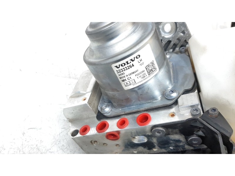 Recambio de abs para volvo v60 familiar 2.0 diesel cat referencia OEM IAM 32333264  