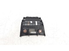 Recambio de moldura para hyundai i20 1.2 16v cat referencia OEM IAM 84621C8000   2