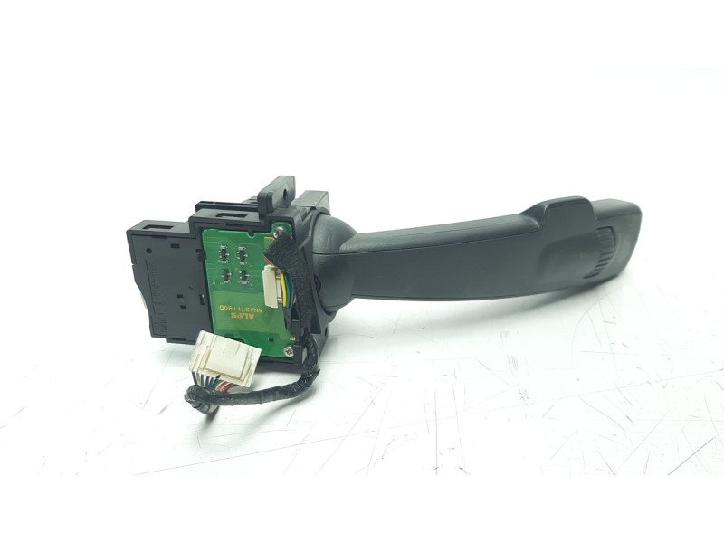 Recambio de mando intermitentes para volvo v40 momentum referencia OEM IAM 31327904  