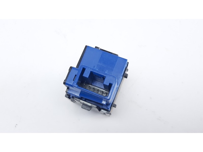 Recambio de interruptor para toyota corolla (e21) referencia OEM IAM 8415202160  