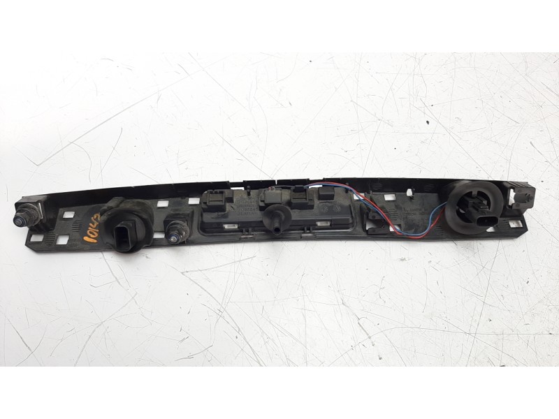 Recambio de maneta exterior porton para volvo v40 momentum referencia OEM IAM 31386846  