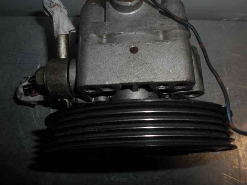 Recambio de bomba direccion para mazda 626 berlina (gf) 2.0 ac referencia OEM IAM   