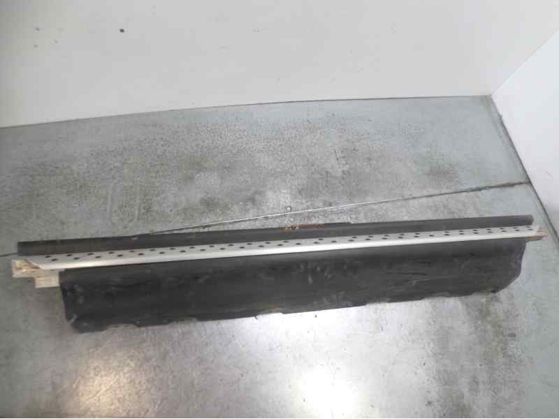 Recambio de estribos laterales para bmw x5 (e53) 3.0d referencia OEM IAM   