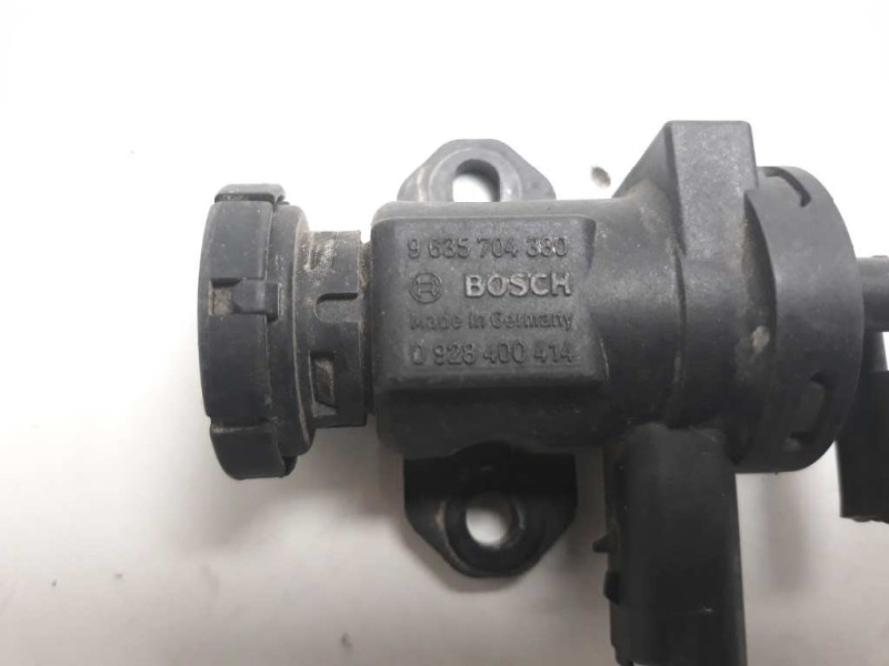 Recambio de valvula aire adicional para citroen c5 berlina 2.2 hdi exclusive automático referencia OEM IAM 9635704380  