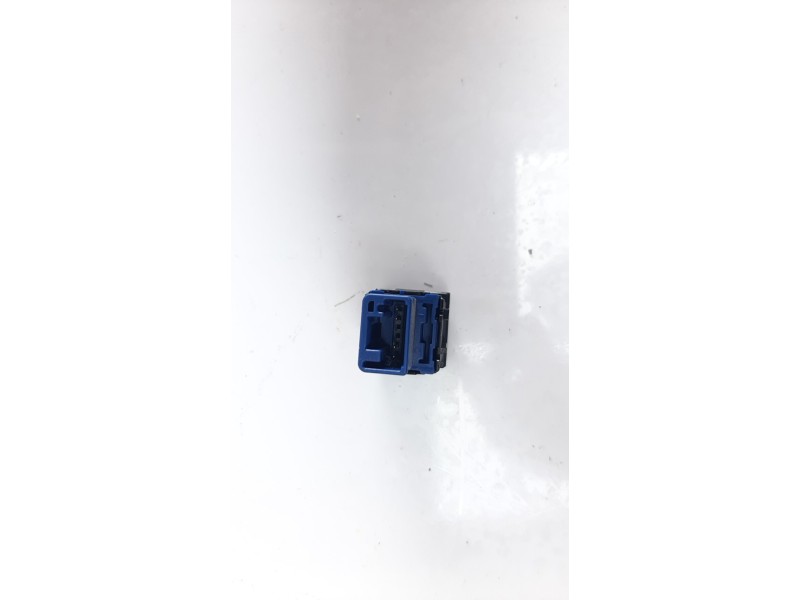 Recambio de interruptor para toyota corolla (e21) referencia OEM IAM 8498802090  