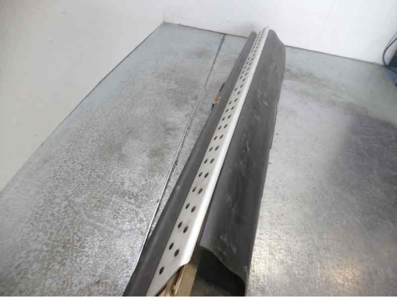 Recambio de estribos laterales para bmw x5 (e53) 3.0d referencia OEM IAM   