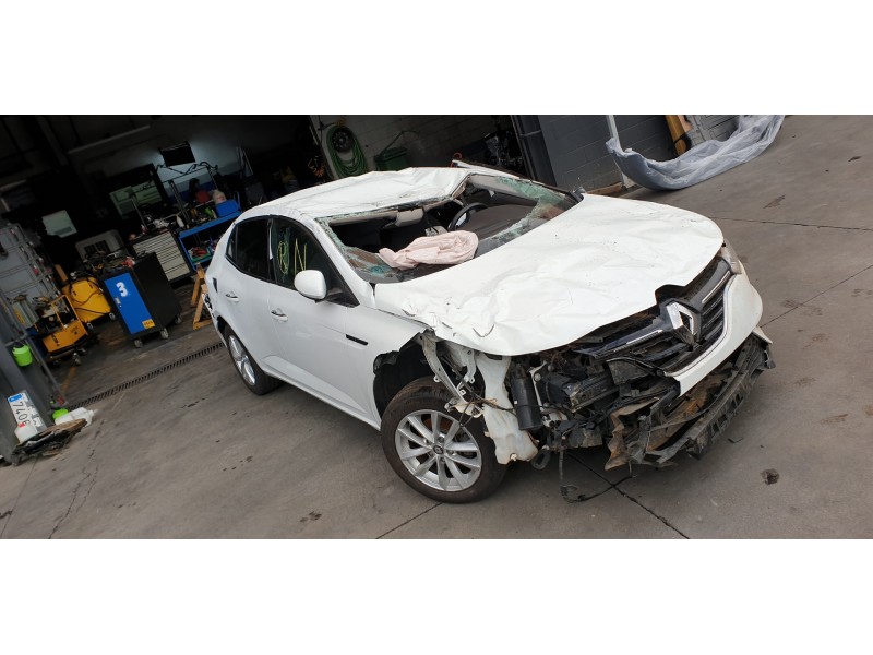 renault megane iv berlina 5p del año 2017