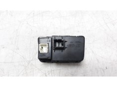 Recambio de interruptor para hyundai i20 1.2 16v cat referencia OEM IAM 93300C8050   2