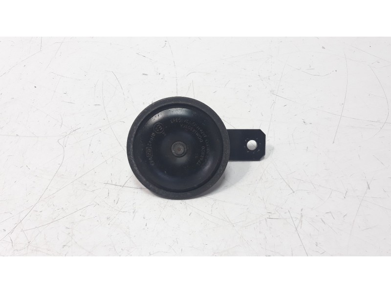 Recambio de claxon para honda cb 650r referencia OEM IAM DGM14501KA  