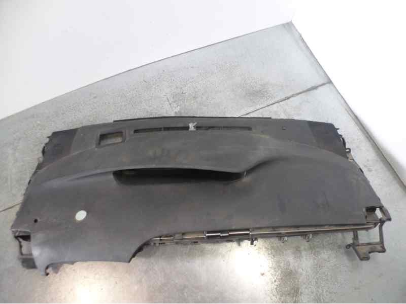 Recambio de salpicadero para toyota prius+ eco referencia OEM IAM 5531147040  