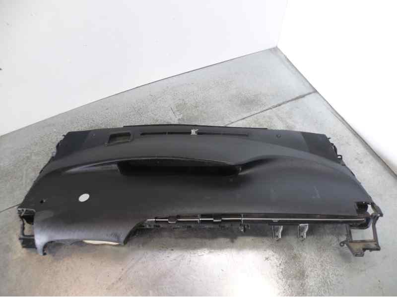 Recambio de salpicadero para toyota prius+ eco referencia OEM IAM 5531147040  