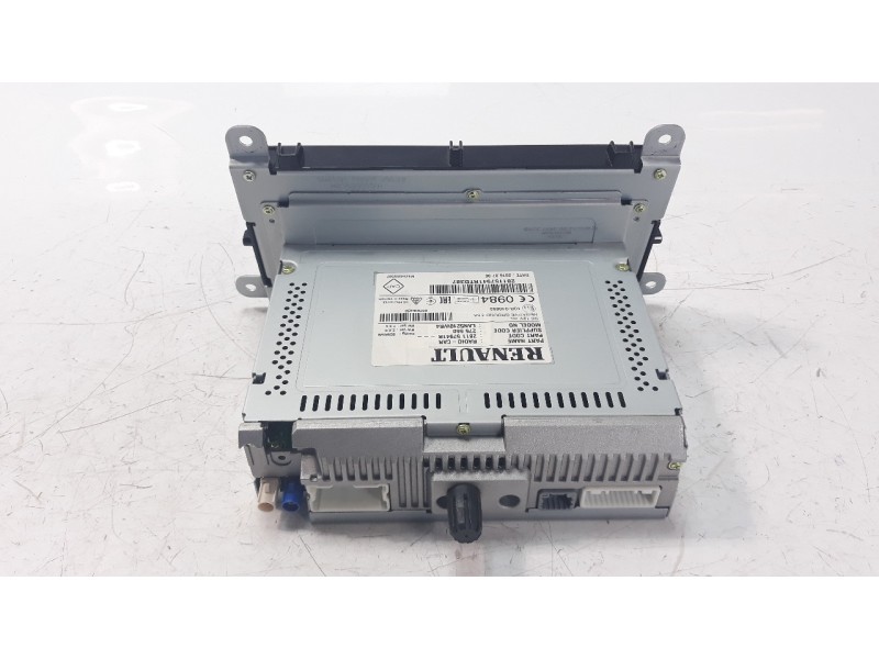 Recambio de sistema audio / radio cd para renault clio iv 0.9 referencia OEM IAM 281157941R  