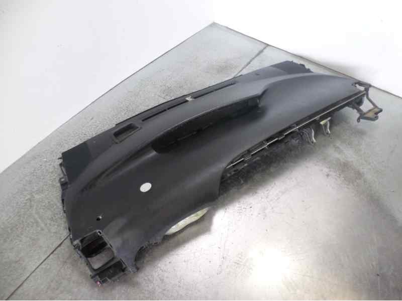 Recambio de salpicadero para toyota prius+ eco referencia OEM IAM 5531147040  