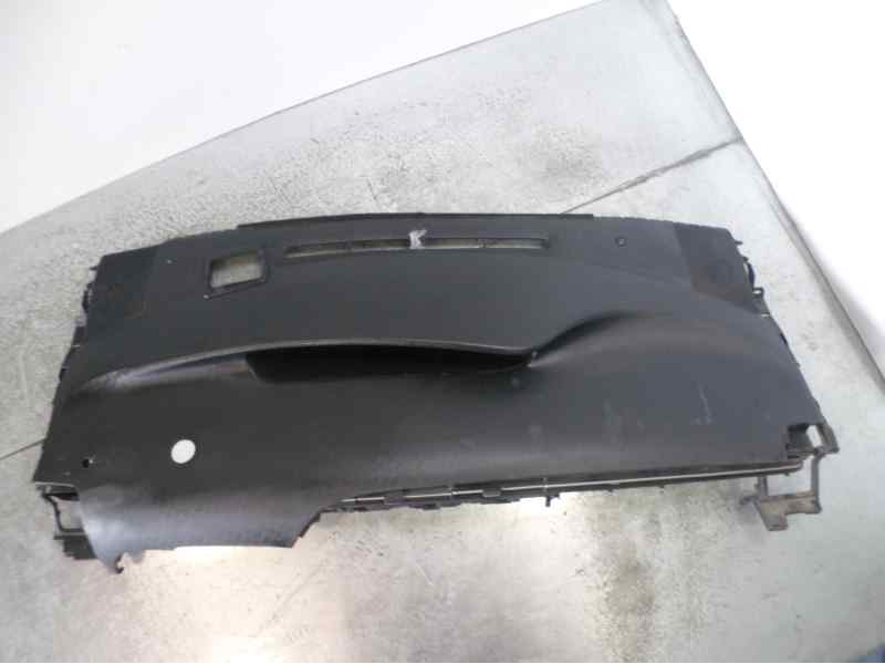 Recambio de salpicadero para toyota prius+ eco referencia OEM IAM 5531147040  