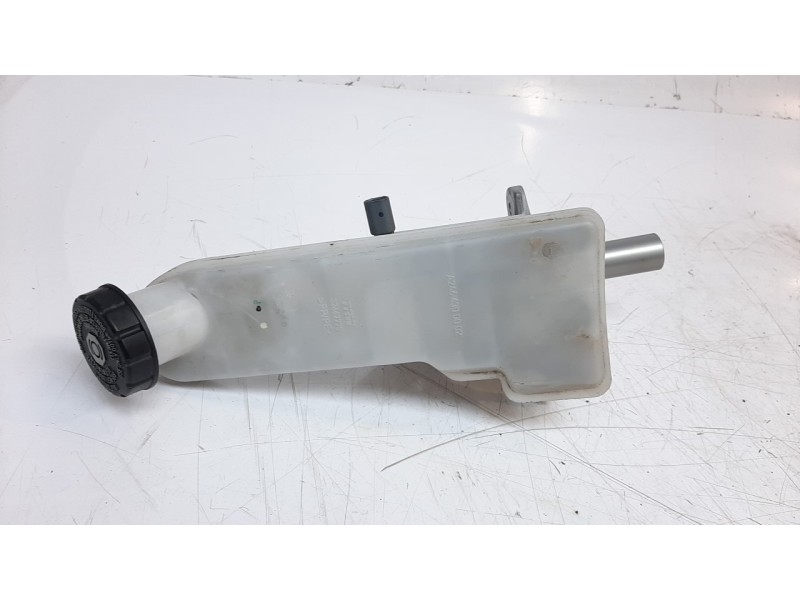 Recambio de bomba freno para mercedes-benz clase a (w176) 1.5 cdi cat referencia OEM IAM A2464300002  
