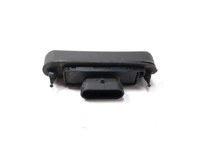 Recambio de cerradura puerta lateral derecha para iveco daily furgón 2.3 diesel referencia OEM IAM 5802343601  