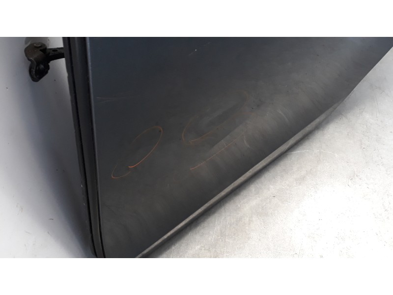 Recambio de puerta trasera izquierda para volvo v40 momentum referencia OEM IAM 32321020  