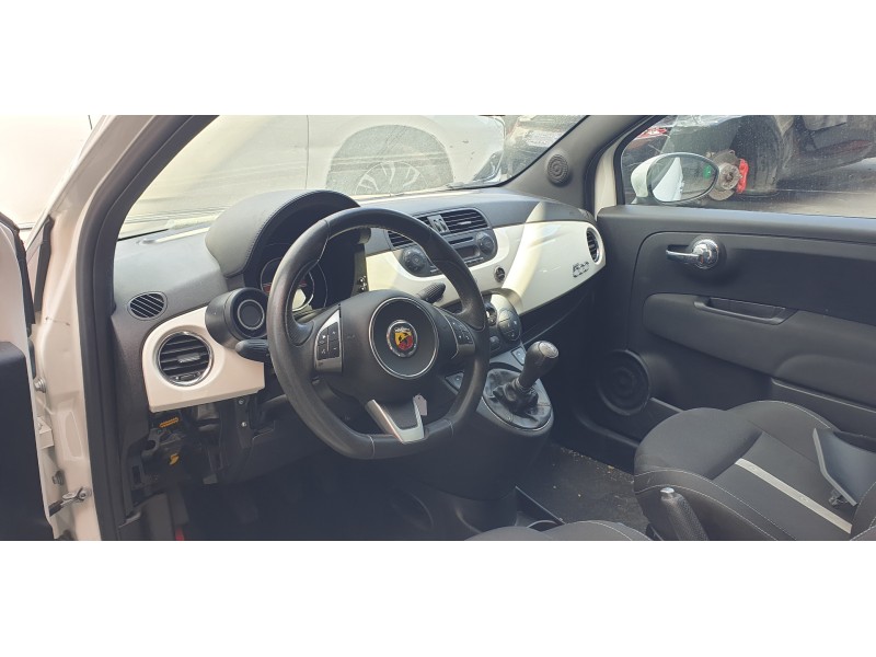 fiat nuova 500 (150) del año 2015