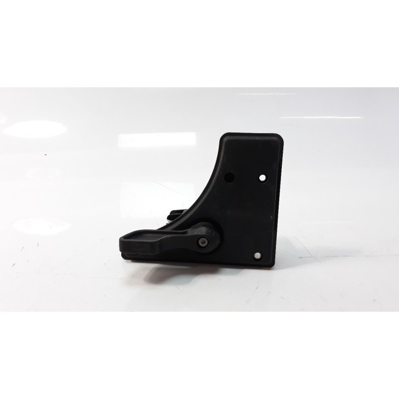 Recambio de maneta interior lateral derecha para iveco daily furgón 2.3 diesel referencia OEM IAM 242609  