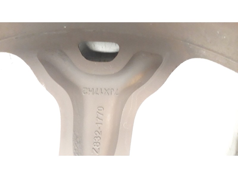 Recambio de llanta para fiat 500 l (330) 1.3 16v jtd cat referencia OEM IAM 735577032  