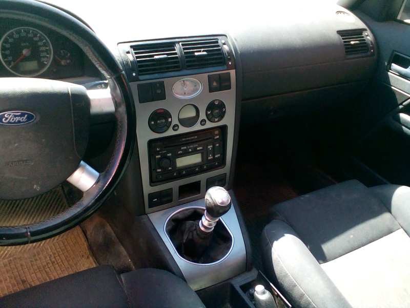 ford mondeo turnier (ge) del año 2001
