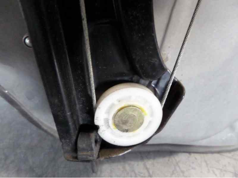 Recambio de elevalunas trasero derecho para mercedes-benz clase a (w169) a 170 a-edition referencia OEM IAM A1697301479  