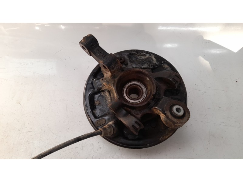 Recambio de mangueta trasera derecha para land rover freelander (ln) 1.8 cat referencia OEM IAM RLH101321  