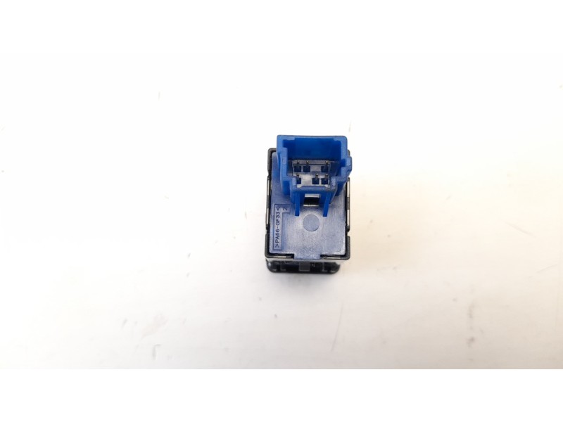 Recambio de interruptor para nissan pulsar (c13) acenta referencia OEM IAM 251533VA0A  