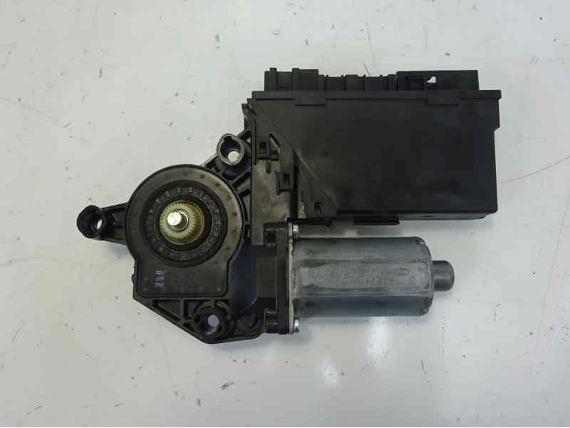 Recambio de motor elevalunas trasero derecho para audi a4 avant (8e) 1.9 tdi referencia OEM IAM 8E0959802A 9700105999 5WK47011EB