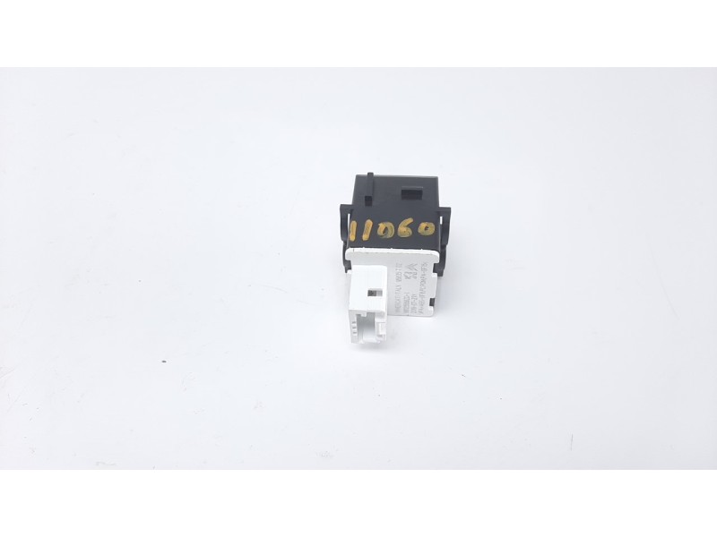 Recambio de interruptor para citroen c3 1.2 12v e-thp referencia OEM IAM 98125550ZD  