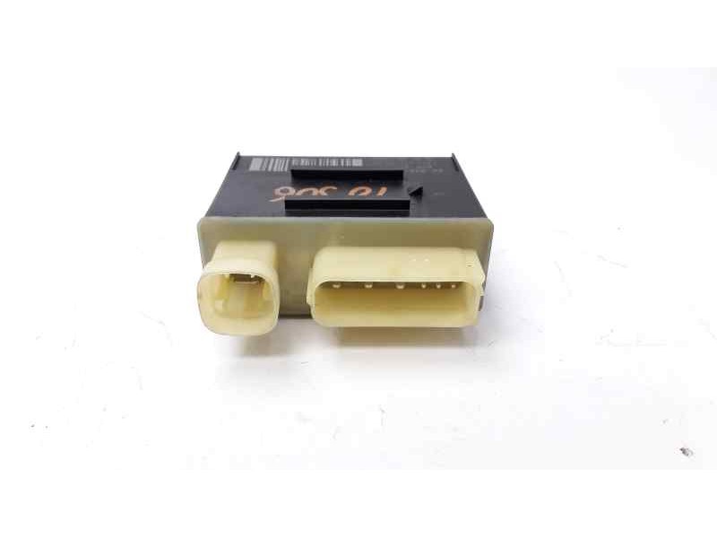 Recambio de caja precalentamiento para citroen c4 picasso referencia OEM IAM 9801916680 018010955 