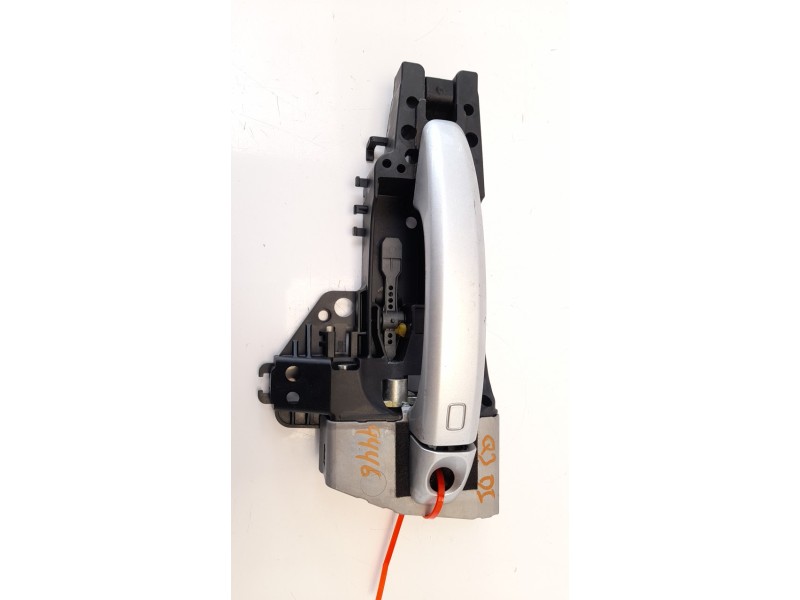 Recambio de maneta exterior delantera izquierda para audi q3 (8u) 2.0 tdi (103kw) ambiente referencia OEM IAM 8U1837885  