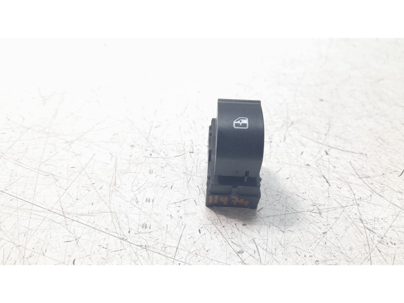 Recambio de mando elevalunas trasero izquierdo para fiat 500 l (330) 1.3 16v jtd cat referencia OEM IAM 735600120 IAF850047FI 
