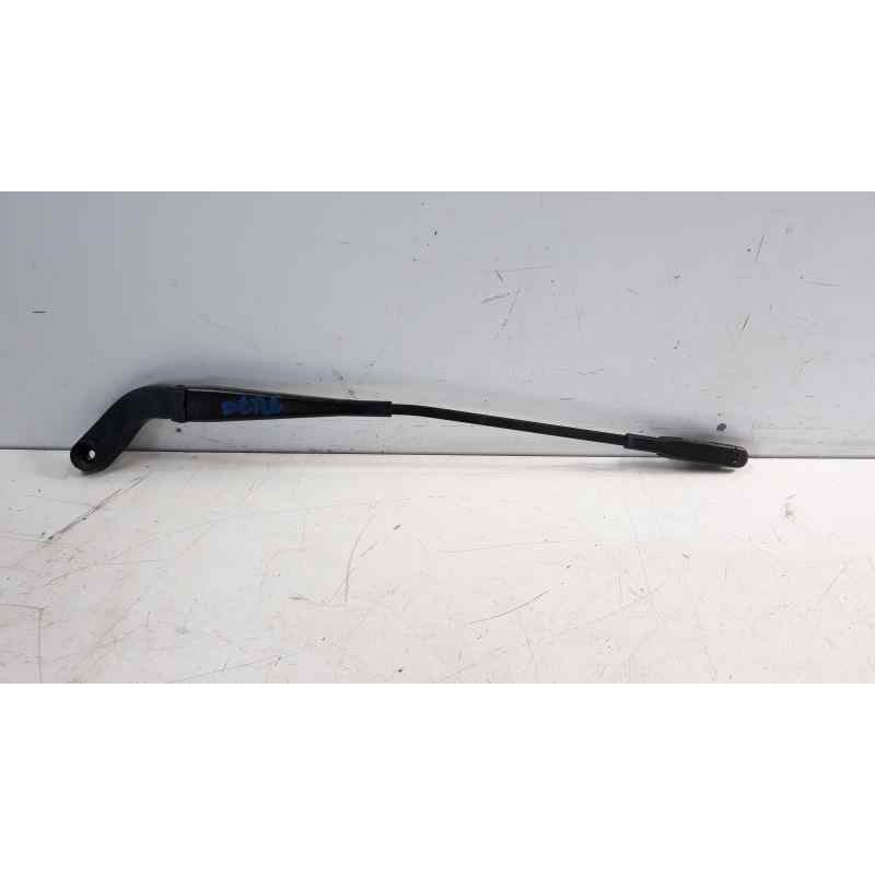 Recambio de brazo limpia delantero derecho para mercedes-benz clase b (w245) 180 cdi (245.207) referencia OEM IAM A1698200240  