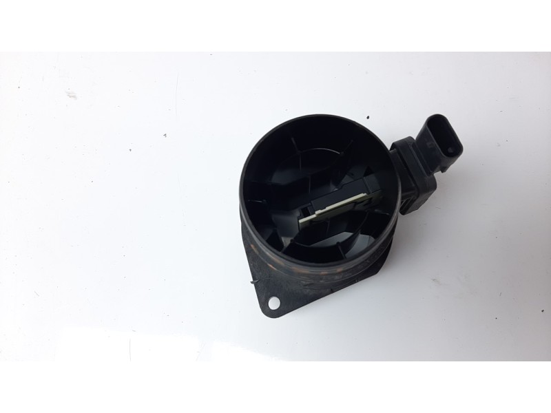 Recambio de caudalimetro para volkswagen golf vii lim. 1.6 tdi dpf referencia OEM IAM 04L906461B 5WK98102 