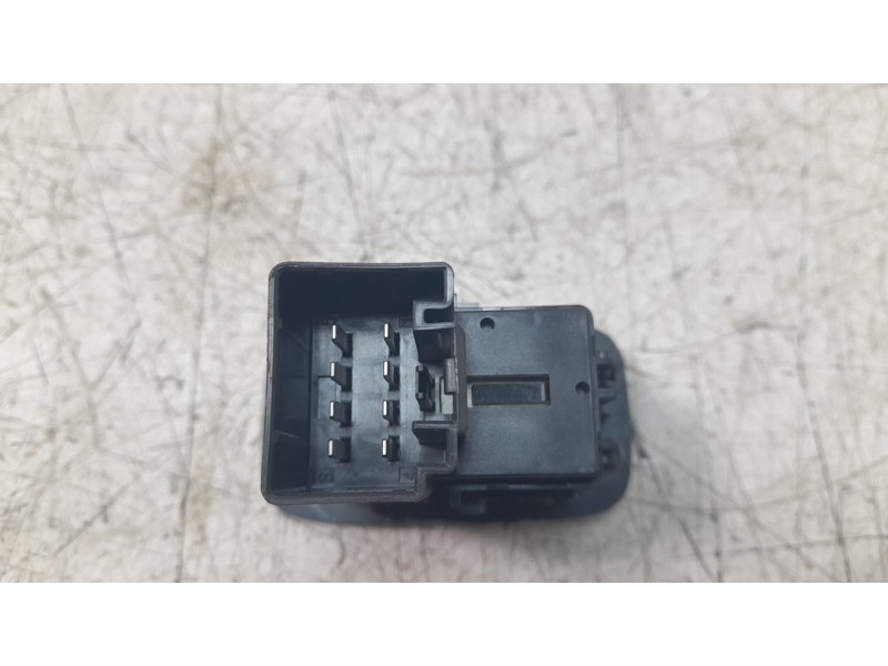 Recambio de mando elevalunas trasero derecho para ford ecosport (cr6) trend referencia OEM IAM DG9T14529ABW  