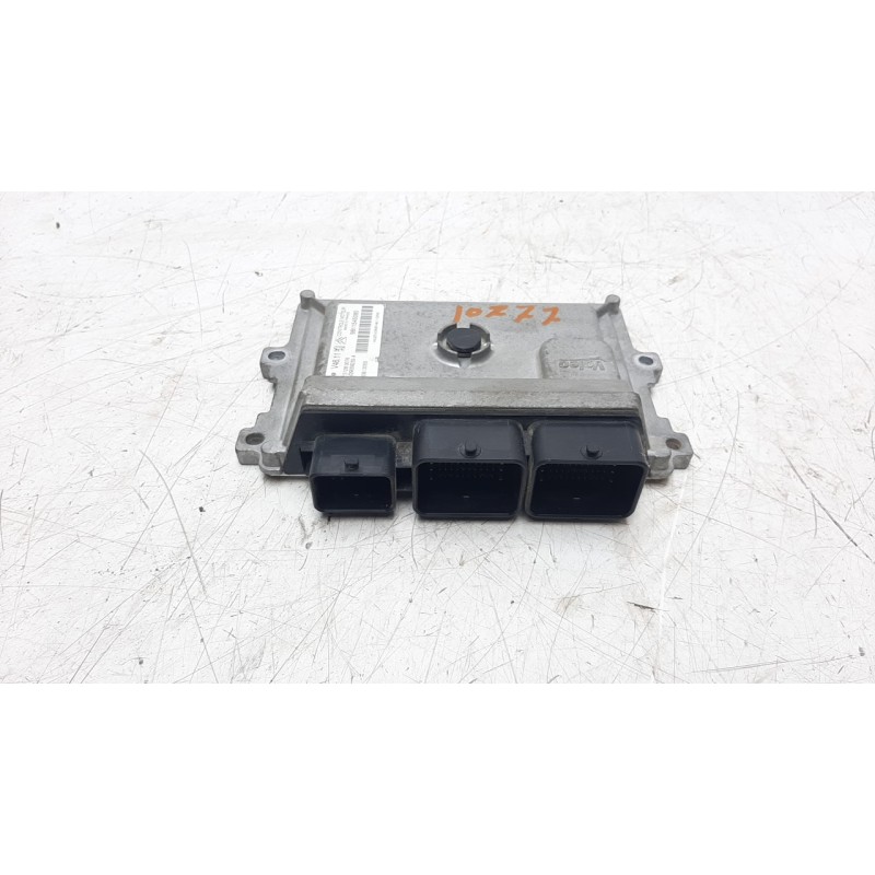 Recambio de centralita motor uce para citroen c4 cactus 1.2 12v e-vti referencia OEM IAM 9811545080 V29059263A 