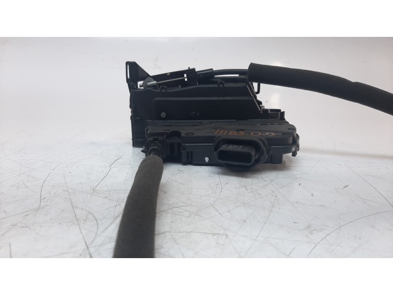 Recambio de cerradura puerta delantera derecha para smart fortwo cabrio referencia OEM IAM A4537206601  