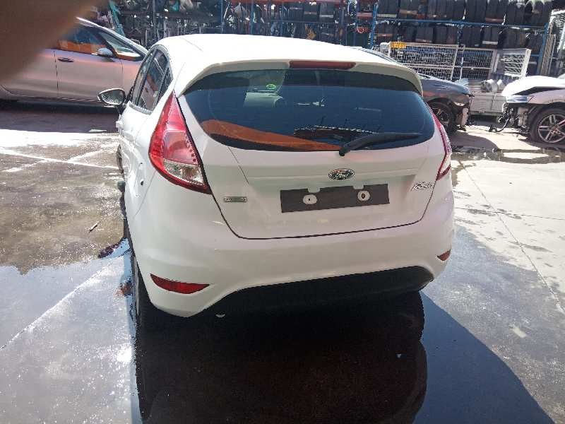 ford fiesta (ccn) del año 2013