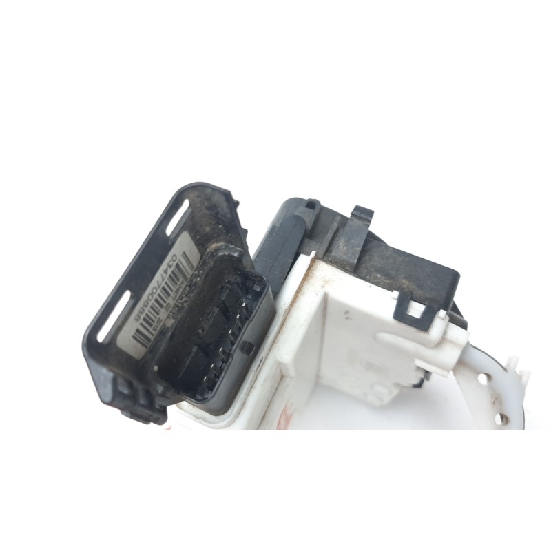 Recambio de cerradura puerta delantera derecha para citroen c4 cactus 1.2 12v e-vti referencia OEM IAM 9819038480  