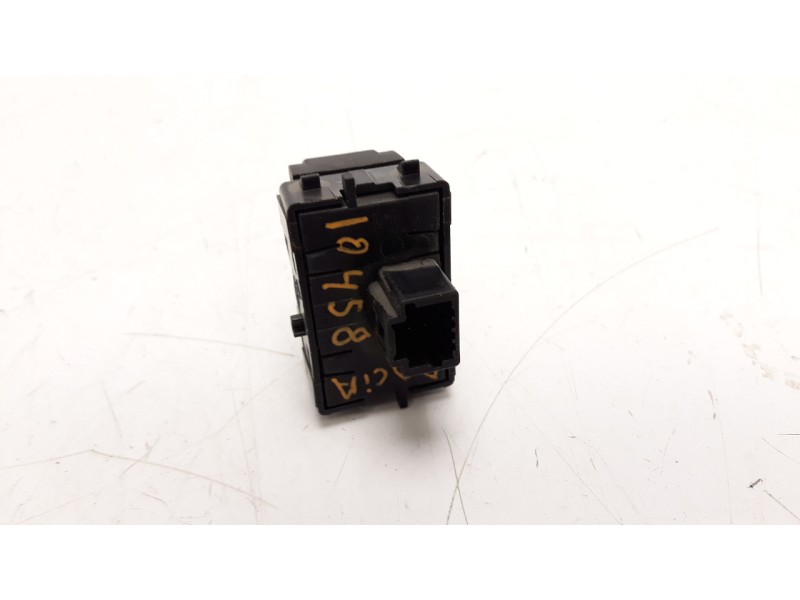 Recambio de interruptor para dacia sandero 0.9 tce cat referencia OEM IAM 254295935R  