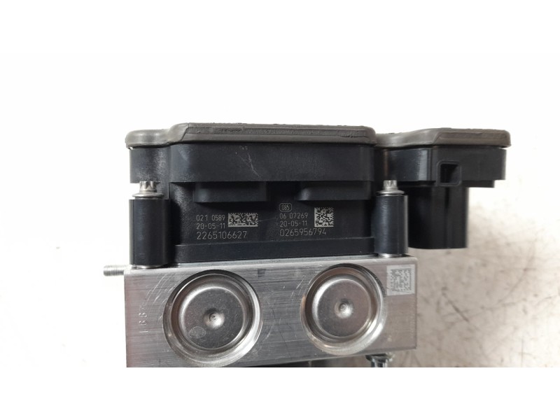 Recambio de abs para renault clio v 1.5 blue dci diesel fap referencia OEM IAM 476601675R  