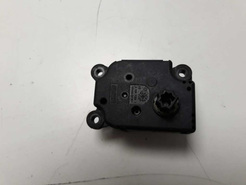 Recambio de motor calefaccion para citroen c3 1.4 vivace referencia OEM IAM F663746X  
